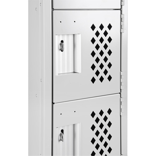 Casiers &eacute;conomiques perfor&eacute;s et assembl&eacute;s Clean Line, 6 niveaux, Bloc de 4, 18" x 72" x 12", Acier Cintas