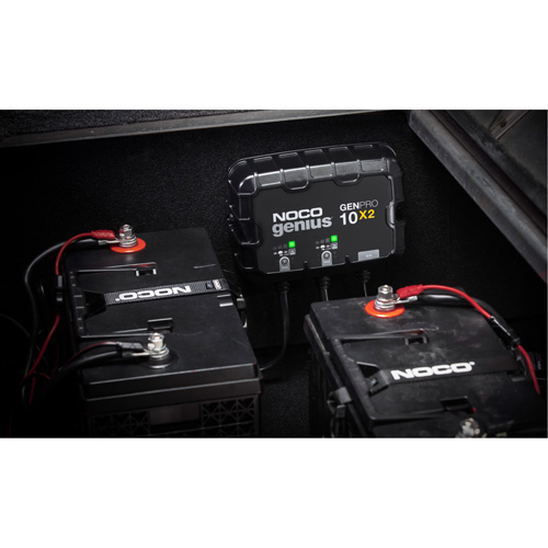 Chargeur de batterie embarqu&eacute; &agrave; 2 sorties de 20 amp&egrave;res GenPro10X2 Genius Cintas