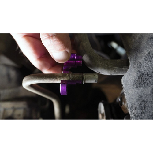 Ensemble de d&eacute;connexion du refroidisseur d'huile de transmission pour Ford Cintas