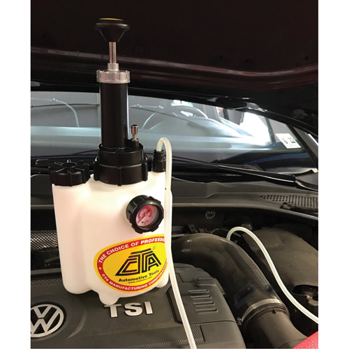 Pressure Brake Bleeder & Adapter Master Kit Cintas
