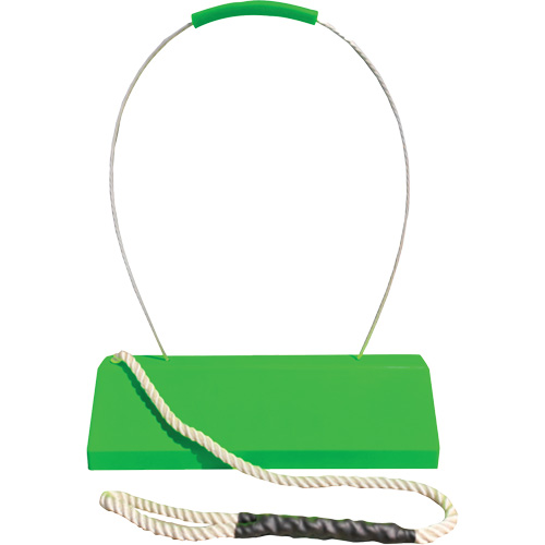 Cale de roue pour avion Checkers Safety SafeRay avec poign&eacute;e ergonomique &agrave; cordage en boucle, Ur&eacute;thane, Vert fluorescent, 24" la x 8" p x 6" h Cintas