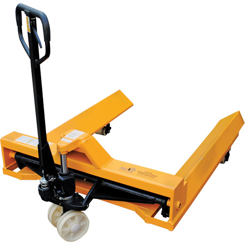 Transpalette pour mat&eacute;riaux en rouleaux, Acier, 48" lo x 7,5" la, Capacit&eacute; 4000 lb Cintas