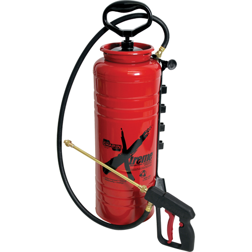 Xtreme Industrial Concrete Sprayer with Dripless Wand, 3.5 gal. (13.25 L), Steel, 24" Wand Cintas