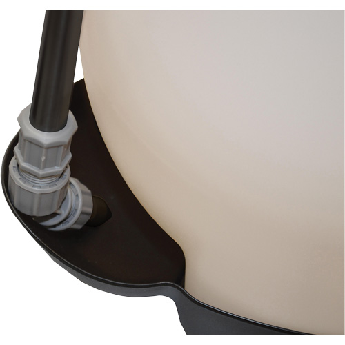 Industrial & Contractor Series Acid Compression Sprayer, 2 gal. (9 L), Polyethylene, 21" Wand Cintas