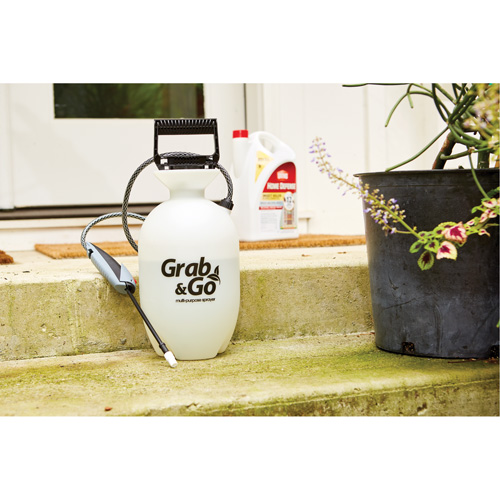 Grab & Go&reg; Multi-Purpose Sprayer, 1 gal. (4.5 L), Polyethylene, 10" Wand Cintas