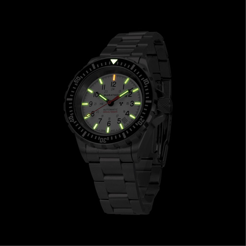 Grande montre automatique de plong&eacute;e &eacute;dition arctique GSAR avec bracelet en acier inoxydable, Num&eacute;rique, &agrave; piles, 41 mm, Argent Cintas