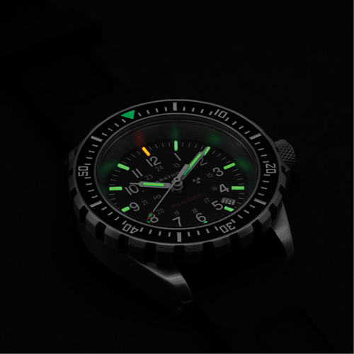 Large Diver's Quartz Watch, Digital, Battery Operated, 41 mm, Black Cintas