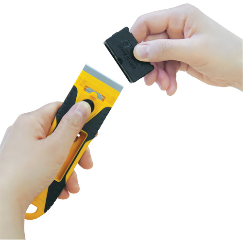 Glass Scraper Cintas