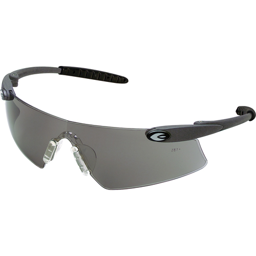 Lunettes de s&eacute;curit&eacute; Desperado, Lentille Grise/fum&eacute;e, Anti-&eacute;gratignures, ANSI Z87+/R&eacute;pond ou surpasse la norme CSA Z94.3 Cintas