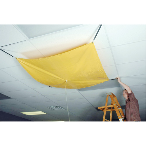 Ultra-Drip Diverter d&eacute;viateur d&eacute;gouttement de toit, 10' lo x 10' la, Vinyle Cintas