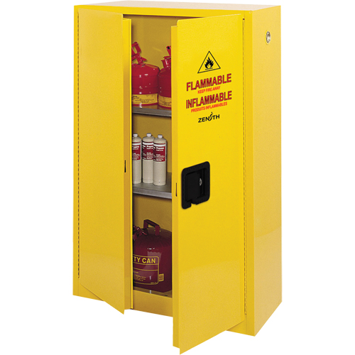 Armoire pour produits inflammables, 45 gal., 2 Porte(s), 43" La x 65" h x 18" p Cintas