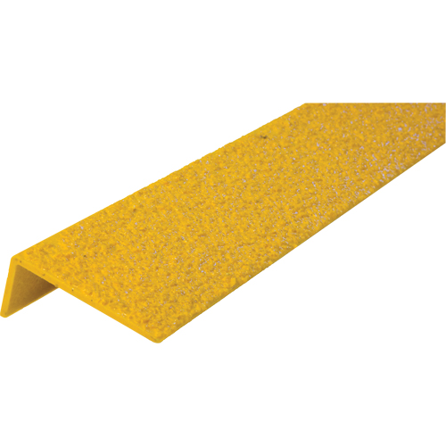 Rebords de marches antid&eacute;rapants Safestep, 2,75" la x 32" lo, Jaune Cintas
