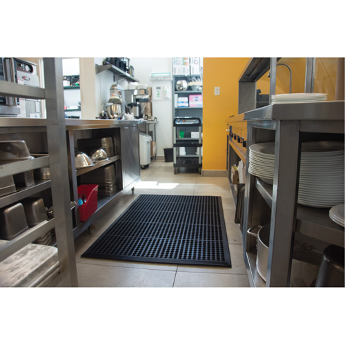 Anti-Fatigue Matting, Slotted, 3' x 5' x 7/8", Black, Natural Rubber Cintas