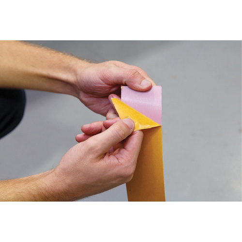 Marqueur robuste pour le sol Tough-Mark, Rectangle, 48" lo x 4" la, Jaune, Poly&eacute;thyl&egrave;ne Cintas