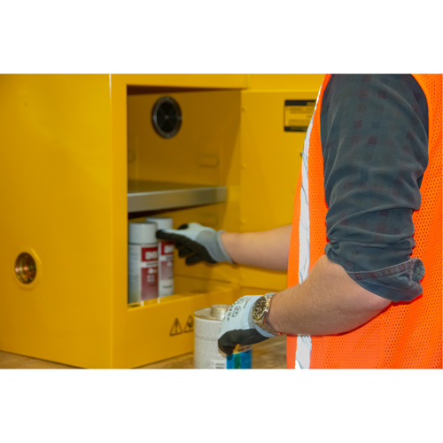 Flammable Storage Cabinet, 4 gal., 1 Door, 17" W x 22" H x 18" D Cintas
