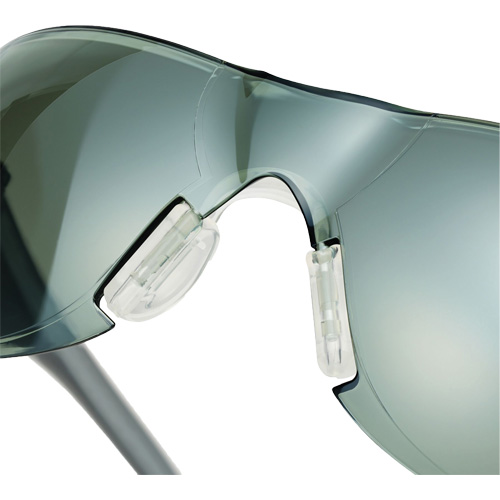 Lunettes de s&eacute;curit&eacute; Adapt Lite, Lentille Int&eacute;rieur/ext&eacute;rieur, Antibu&eacute;e/Anti-&eacute;gratignures, ANSI Z87+/R&eacute;pond ou surpasse la norme CSA Z94.3 Cintas