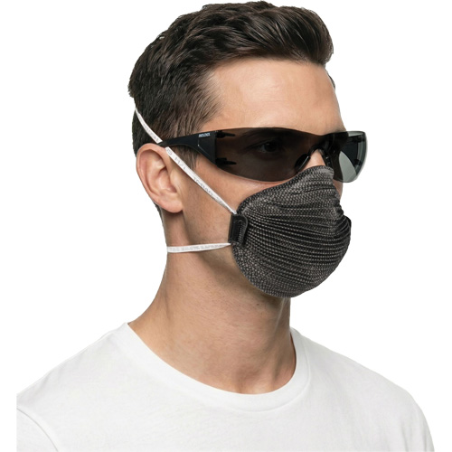 Lunettes de s&eacute;curit&eacute; Adapt Lite, Lentille Fum&eacute;e, Antibu&eacute;e/Anti-&eacute;gratignures, ANSI Z87+/R&eacute;pond ou surpasse la norme CSA Z94.3 Cintas