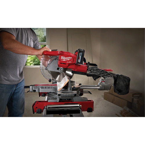M18 Fuel Dual Bevel Sliding Compound Mitre Saw Kit Cintas