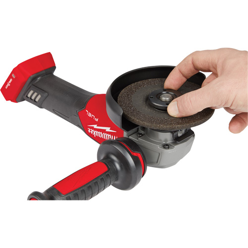Meuleuse &agrave; frein avec interrupteur &agrave; glissi&egrave;re One-Key M18 Fuel (outil seulement), Roue de 4-1/2" ou 5", 18 V Cintas