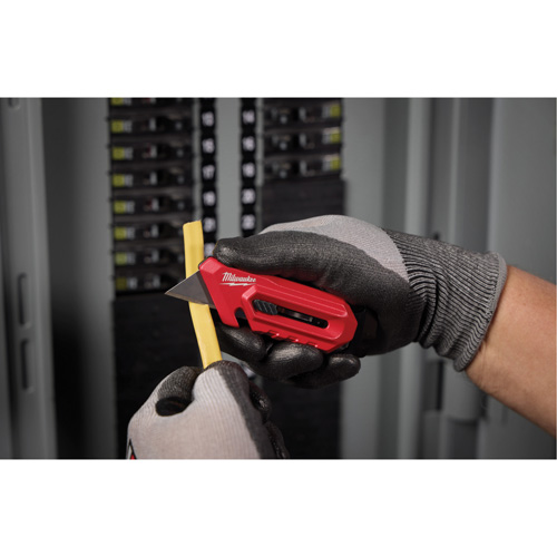 Multi-Function Compact Utility Knife Cintas