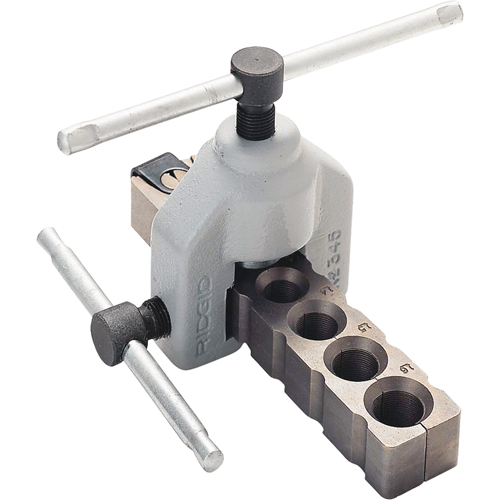 No. 345 Manual Flaring Tool With No. 150 Tubing Cutter and Case Kit Cintas