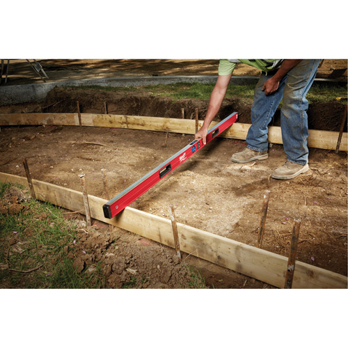 Redstick Digital Level with Pin-Point Measurement Technology Cintas