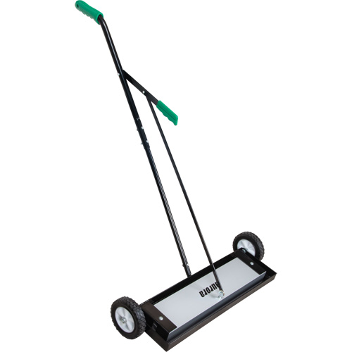 Balayeuse magn&eacute;tique &agrave; pousser, 24" la Cintas