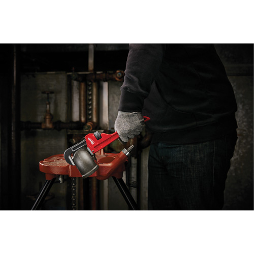 Pipe Wrench, 1-1/2" Jaw Capacity, 10" Long, Powder Coated Finish, Ergonomic Handle Cintas
