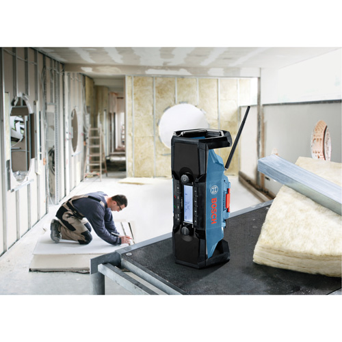 Compact Jobsite Radio with Bluetooth&reg; 5.0, Lithium-Ion, 18 V Cintas