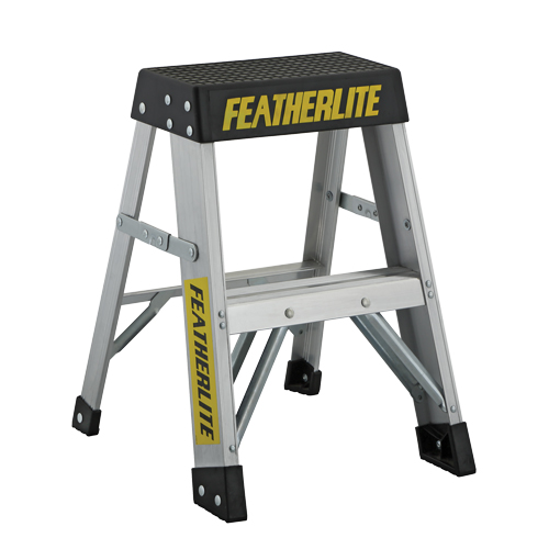 Industrial Extra Heavy-Duty Step Stool/Ladders, 2', Aluminum, 300 lbs. Capacity, Type 1A Cintas