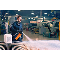 Pompe &agrave; pulv&eacute;riser pour E-Weld Plasma, Longueur du tube 15,4" Cintas