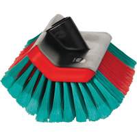 Brosse &agrave; alimentation en eau pour nettoyage des parties hautes et basses des v&eacute;hicules de la s&eacute;rie Transport Cintas