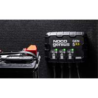 Chargeur de batterie embarqu&eacute; &agrave; 3 sorties de 15 amp&egrave;res Gen5X3 Genius Cintas