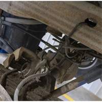 2-Piece  Brake Caliper Hanger Set Cintas