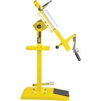 Manual Tire Spreader with Tilting Pedal Cintas