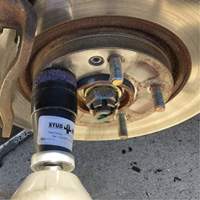 STUD KLEEN Impact-Driven Hub, Stud & Wheel Cleaning Tool Cintas