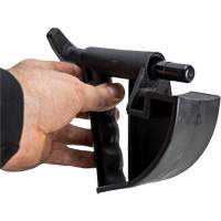 European-Style Mounting Clamp Cintas