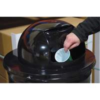 Couvercle pour baril &agrave; d&eacute;chets, Couvercle bomb&eacute;, M&eacute;tal, Convient aux contenants 23-1/2" dia. Cintas