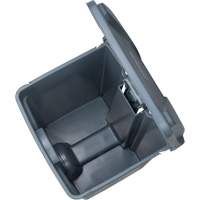 Step-On Garbage Can, Plastic, 12 US gal. Capacity Cintas