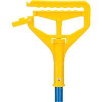 Handle with Clip, Fibreglass/Plastic, Open Gate Tip, 60" Length Cintas