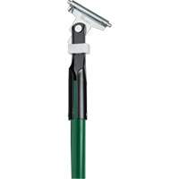 Manche verte pour vadrouille &agrave; &eacute;pousseter Clipper, Fibre de verre, 1" dia, 60" lo Cintas