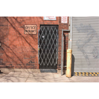 Barri&egrave;res de porte robustes, Simple, 4' lo x 6' 6" h d&eacute;ploy&eacute; Cintas
