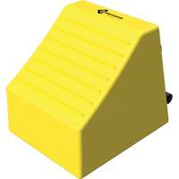 Cale de roue ultra-robuste pour l'exploitation mini&egrave;re Checkers Safety, PEHD, Jaune, 14-1/2" la x 17-1/2" p x 16" h Cintas