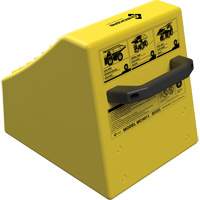 Cale de roue ultra-robuste pour l'exploitation mini&egrave;re Checkers Safety sans support, PEHD, Jaune, 14-1/2" la x 17-1/2" p x 16" h Cintas