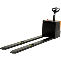 Transpalette &eacute;lectrique motoris&eacute; a/plateforme &agrave; conducteur debout, Capacit&eacute; 4500 lb, 96" lo x 30" la Cintas