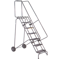 &eacute;chelles mobiles Fold-N-Store, 5 marches, Perfor&eacute;, Hauteur 50" Cintas