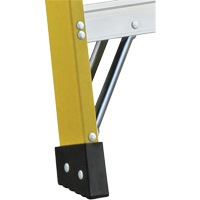 6600 Series Industrial Heavy-Duty 2-Way Stepladders, Fibreglass, 300 lbs. Capacity, 6' Cintas