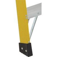 Industrial Heavy-Duty Stepladders (6900 Series), 4', Fibreglass, 300 lbs. Capacity, Type 1A Cintas