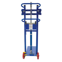 Empileur &agrave; plateforme, M&eacute;canisme Pompe au pied, Capacit&eacute; de 750 lb, Levage max de 52" Cintas
