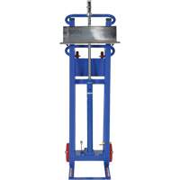 Gerbeur &agrave; plateforme hydraulique, M&eacute;canisme Pompe au pied, Capacit&eacute; de 750 lb, Levage max de 52" Cintas